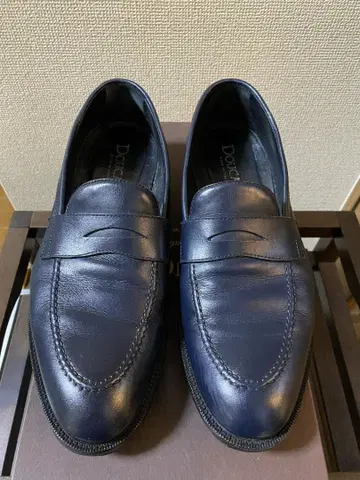 DOUCAL'S 네이비 가죽 로퍼