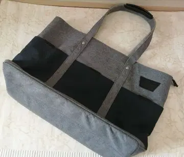 MOUSTACHE 그레이와 블랙 토트백 PC 수납 가능