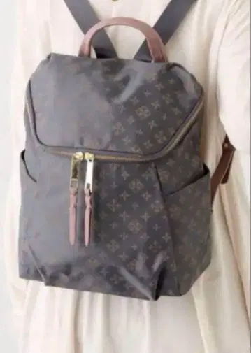 러셋 백팩 그레이핑크