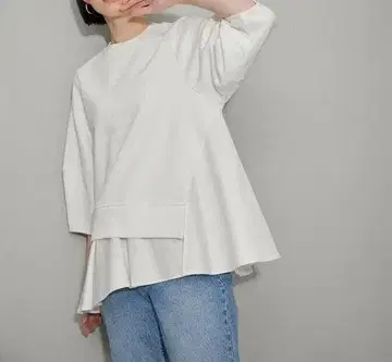 새상품 ADAM ET ROPE' 24SS 콤비 맨투맨 풀오버 화이트