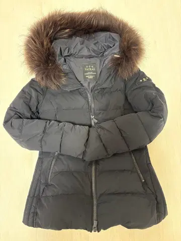 TATRAS 블랙 다운 자켓 퍼 포함