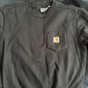 Carhartt 블랙 맨투맨 트레이닝복