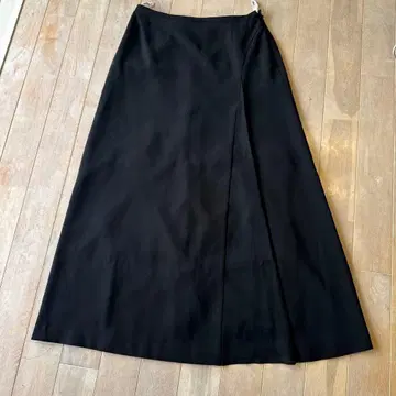 블랙 롱 스커트 세레모니