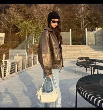 SLY FAUX LEATHER OVERSIZE 블루종