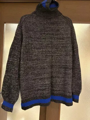 HARE 그레이 계열 터틀넥 스웨터 M