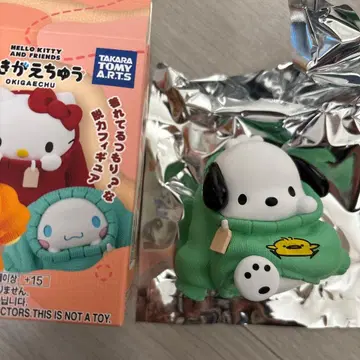 산리오 페리하피! 옷 갈아입는 중 포차코