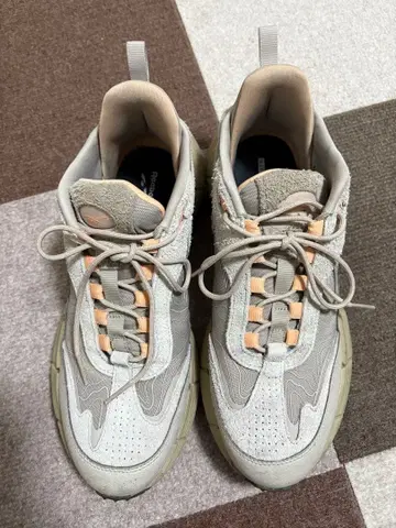 Reebok 지그 키네티카 스니커즈