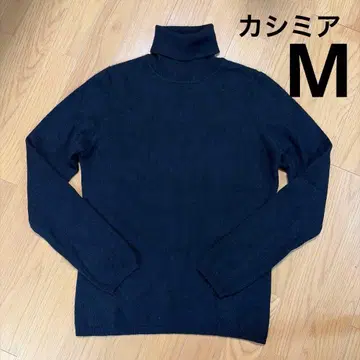 새상품급 유니클로 캐시미어 터틀넥 스웨터 블랙