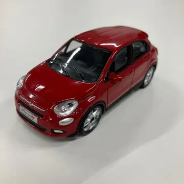 피아트 500X 미니카 레드