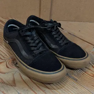 Vans 블랙 스니커즈