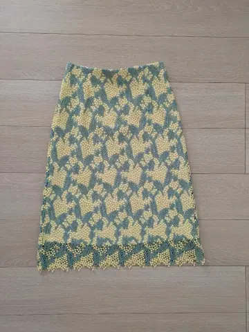 EPOCA LA MAGLIA IN CASA 무릎 기장 스커트