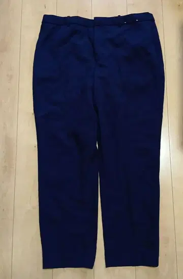 유니클로 여성용 감동 슬림 팬츠 네이비