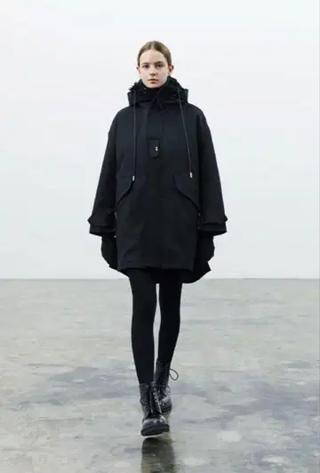 THE RERACS 울 하프 모즈 코트