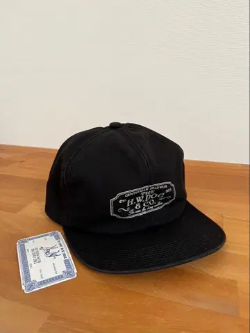 H.W.DOG & CO. 블랙 트래커 캡
