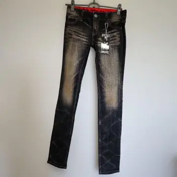 VANQUISH 데님 팬츠 블랙