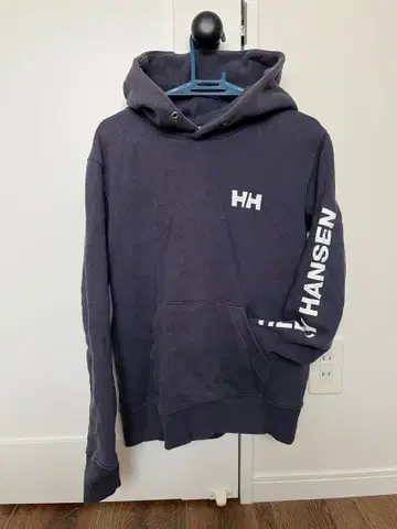 헬리 한센 네이비 후드티