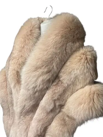 미사용 새상품 핑크 베이지 퍼 숄