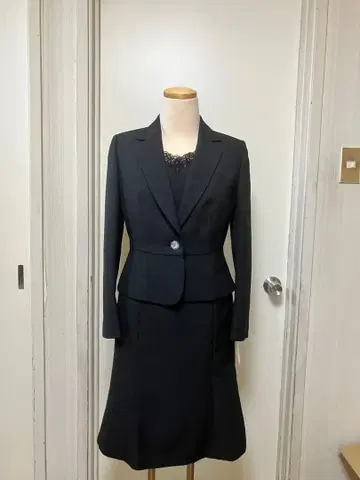 다크 네이비 포멀 슈트 (자켓 원피스 세트)
