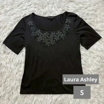 Laura Ashley 꽃 모티브 티셔츠 S