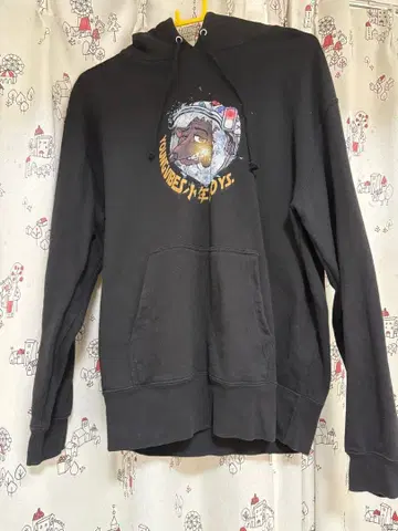 이타가키 미즈키 후드티