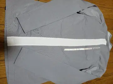 어드미럴 골프 하이넥 티셔츠 그레이 S 사이즈 속기모