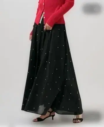 BAYFLOW 도트 자수 플레어 스커트