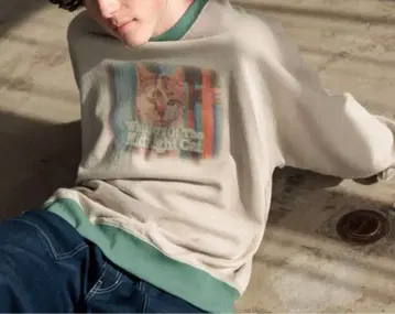 미사용 새상품 니코앤드 레트로 디지털 프린트 우라케 풀오버 고양이