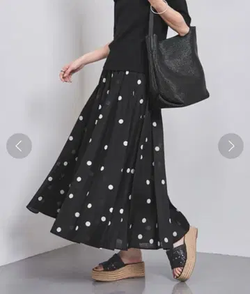 새상품급, [블랙] 오간자 프린트 플리츠 스커트