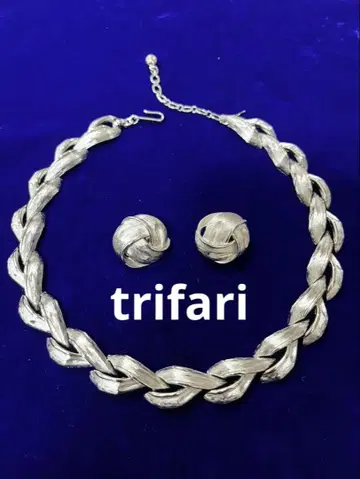 트리파리 목걸이와 귀찌 세트