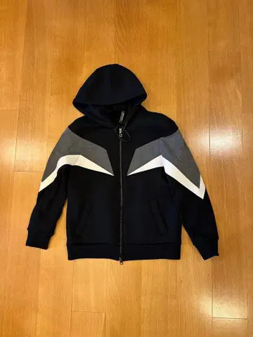 닐바렛 지퍼 후드티