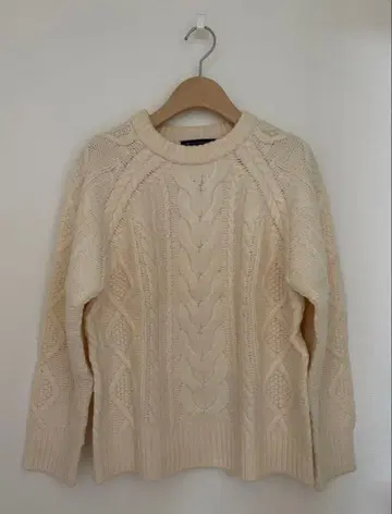 23구 아란 패턴 케이블 니트 38