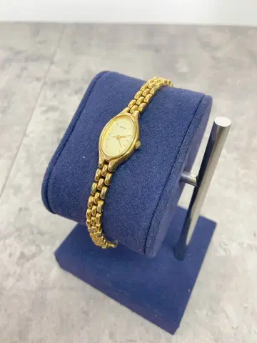 SEIKO 골드 타원형 손목시계 쿼츠