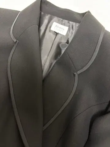 Ataru 블랙 자켓 싱글 버튼