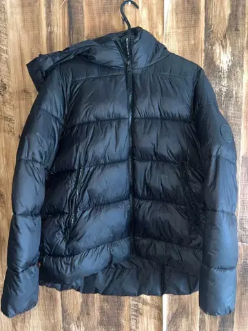 ZARA 다운 자켓 M 사이즈