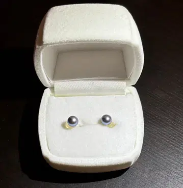 블루 그레이 진주 귀걸이