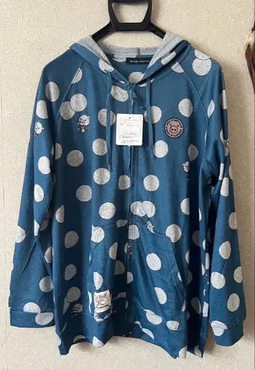 드럭 스토어즈 도트 후드티 자켓