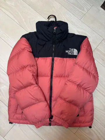 새상품급 THE NORTH FACE 다운 자켓 눕시 핑크/블랙