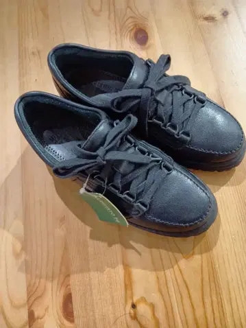 블랙 가죽 캐주얼 슈즈