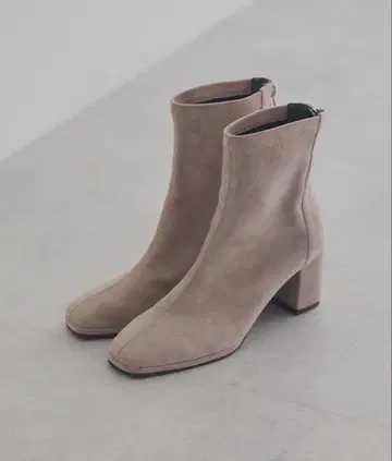 베이지 스웨이드 숏부츠