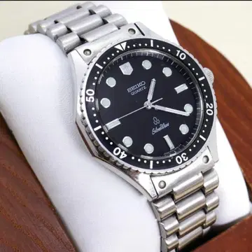 가동 SEIKO SilverWave 손목시계 빈티지 회전 베젤 1321