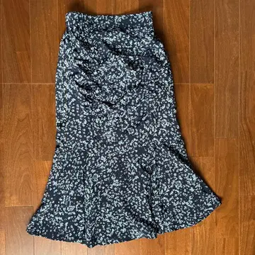 프레이 아이디 네이비 플레어 스커트 원사이즈