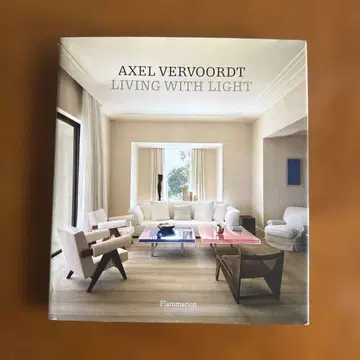 AXEL VERVOORDT LIVING WITH LIGHT