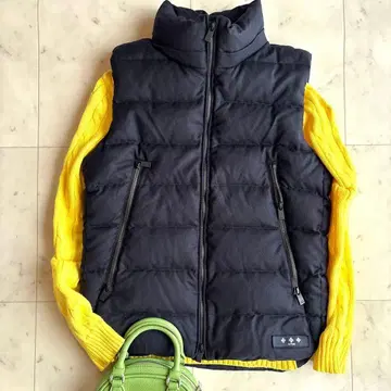 새상품급 타트라스 다운 베스트 네이비 L 사이즈 상당 정가 96,000엔