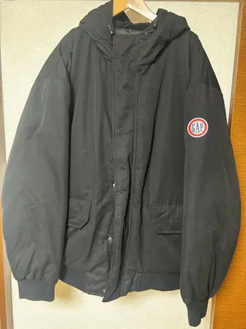 GAP 다운 자켓 XL 사이즈