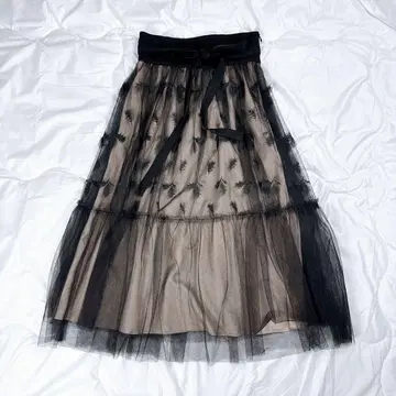 새상품급 질스튜어트 페더 샤워 스커트 시어 종아리 기장 블랙 S 사이즈