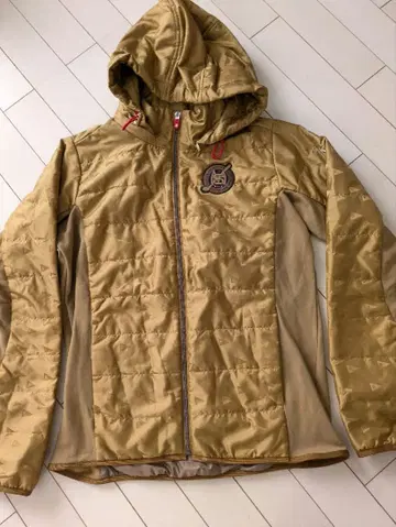 먼싱웨어 패딩 자켓