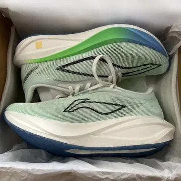 LI-NING FEIDIAN 5 25cm US7.5