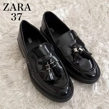 ZARA 태슬 로퍼 37inc 블랙