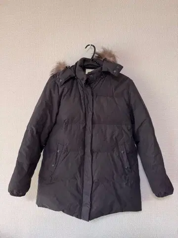 블랙 퍼 포함 다운 자켓