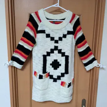 Desigual 기하학 패턴 니트 스웨터 M 사이즈